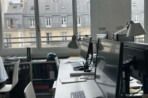 Open Space - 75009 - 4 postes - 400€