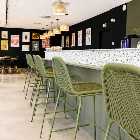 Open Space  24 postes Coworking Rue de Rome Sainte-Soulle 17220 - photo 6