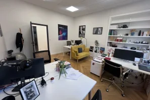 Bureau privé - 75008 - 4 postes - 1920€