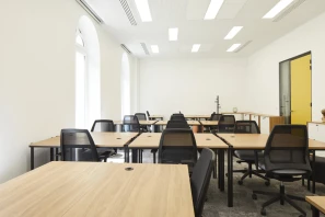 Bureau privé - 75009 - 12 postes - 8400€