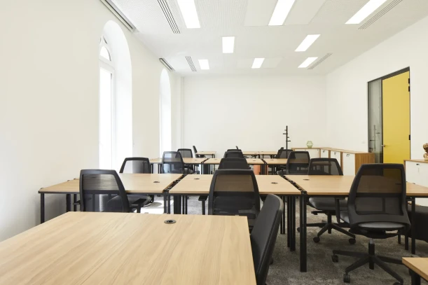 Bureau privé - 75009 - 5 postes - 3500€