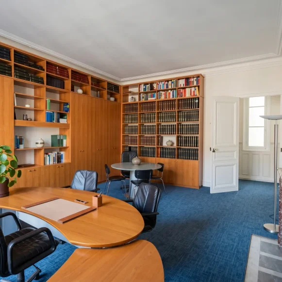 Espace indépendant 360 m² 25 postes Coworking Avenue Hoche Paris 75008 - photo 1