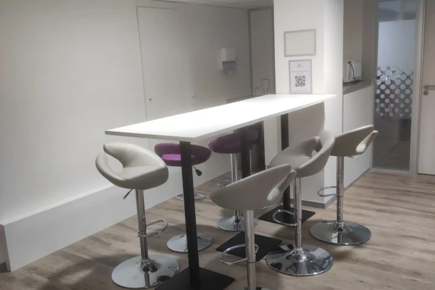 Bureau privé - 69003 - 2 postes - 770€