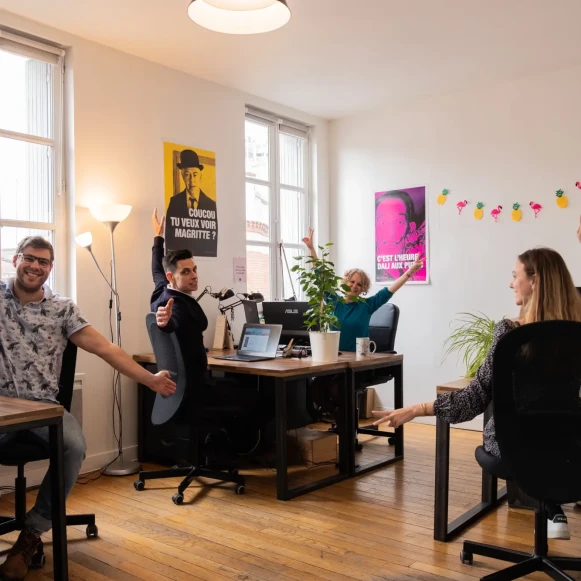 Open Space  2 postes Coworking Rue d'Austerlitz Toulouse 31000 - photo 2