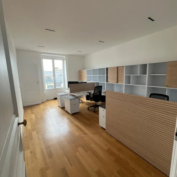 Bureau privé 37 m² 4 postes Location bureau Boulevard Haussmann Paris 75008 - photo 3