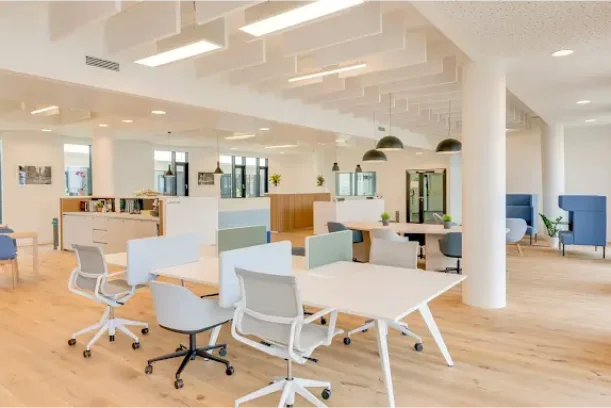 Bureau privé - 75015 - 2 postes - 1294€