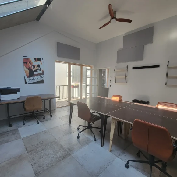 Bureau privé 35 m² 5 postes Coworking Rue Lénine Ivry-sur-Seine 94200 - photo 3