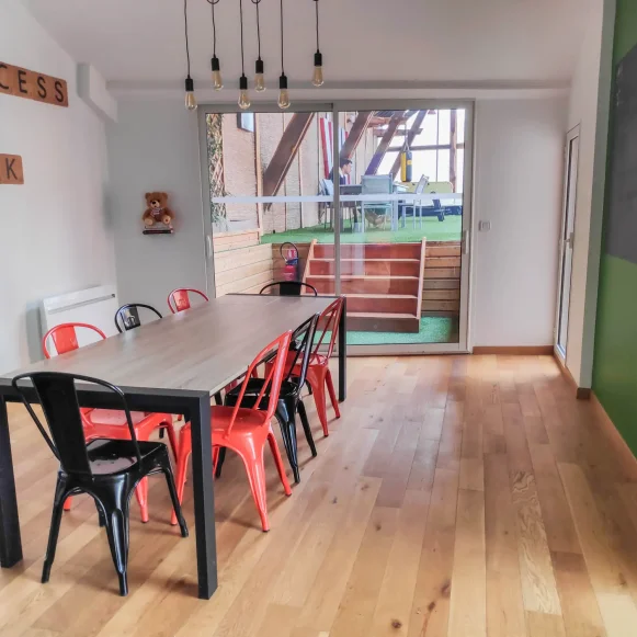 Bureau privé 27 m² 5 postes Coworking Rue Paul Bellamy Nantes 44000 - photo 3