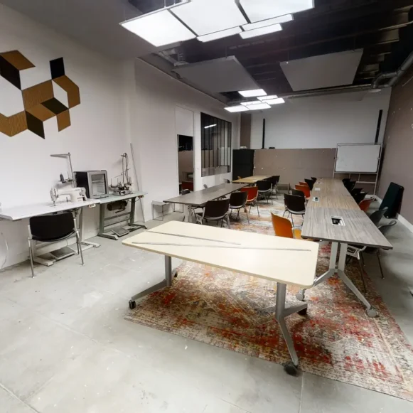 Bureau privé 22 m² 5 postes Coworking Rue Martel Paris 75010 - photo 5