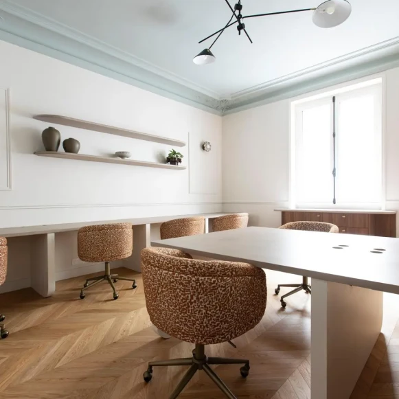 Bureau privé 23 m² 8 postes Location bureau Rue de Turin Paris 75008 - photo 8