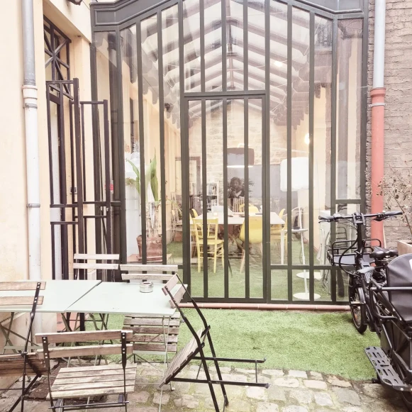 Bureau privé 10 m² 3 postes Location bureau Rue Oberkampf Paris 75011 - photo 5