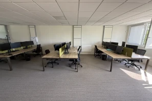 Bureau privé - 59700 - 16 postes - 3060€