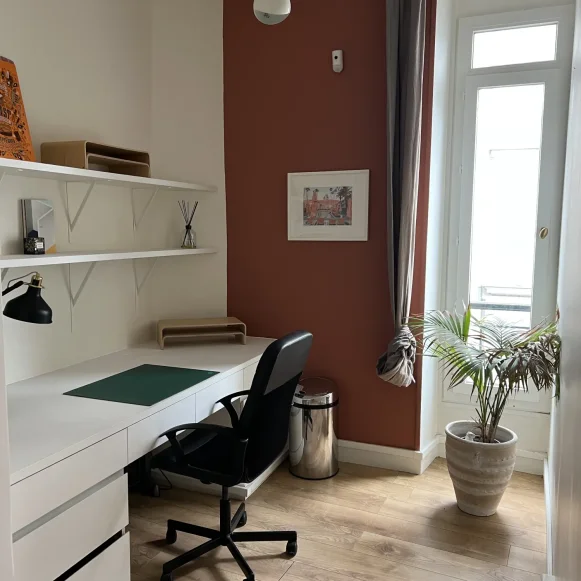 Bureau privé 10 m² 1 poste Location bureau Rue d'Amsterdam Paris 75008 - photo 2