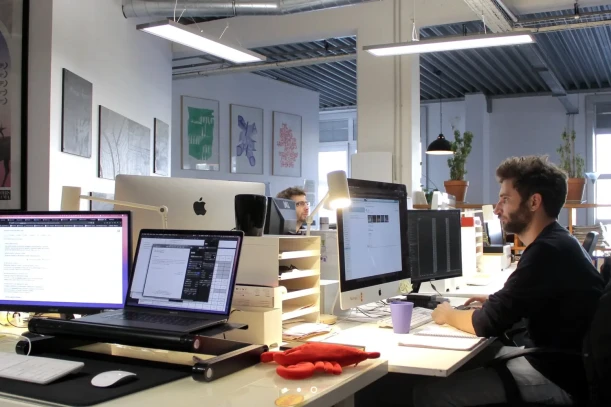 Open Space - 75019 - 3 postes - 100€