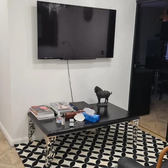 Bureau privé 13 m² 2 postes Location bureau Rue d'Antibes Cannes 06400 - photo 2