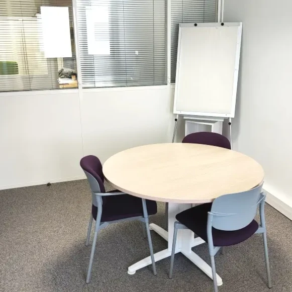 Bureau privé 15 m² 2 postes Coworking Avenue Barbara Trignac 44570 - photo 5