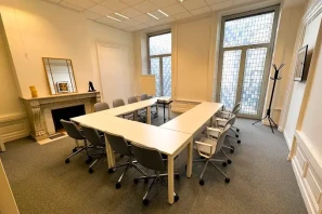 Bureau privé - 63000 - 4 postes - 1243€