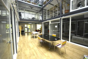 Bureau privé - 75017 - 9 postes - 2490€