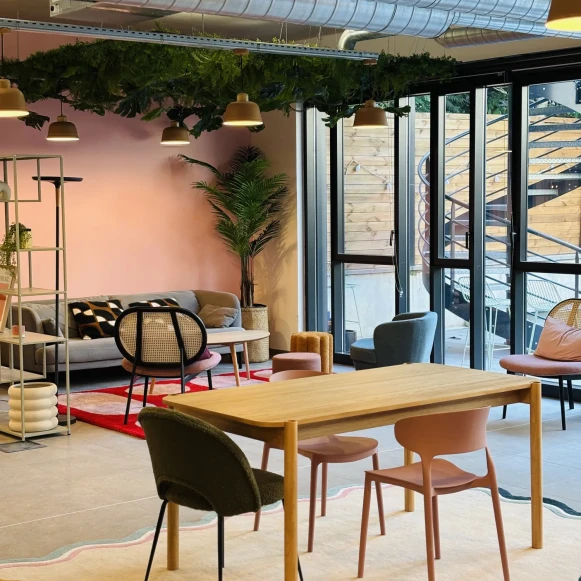 Bureau privé 390 m² 60 postes Location bureau Rue Petit Clichy 92110 - photo 1