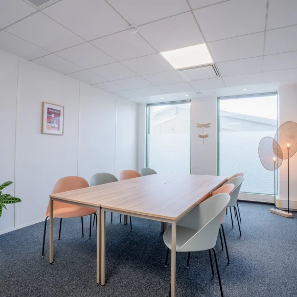 Bureau privé 21 m² 4 postes Location bureau Boulevard du Grand Cerf Poitiers 86000 - photo 1