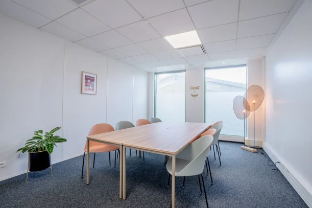 Bureau privé - 86000 - 4 postes - 1262€