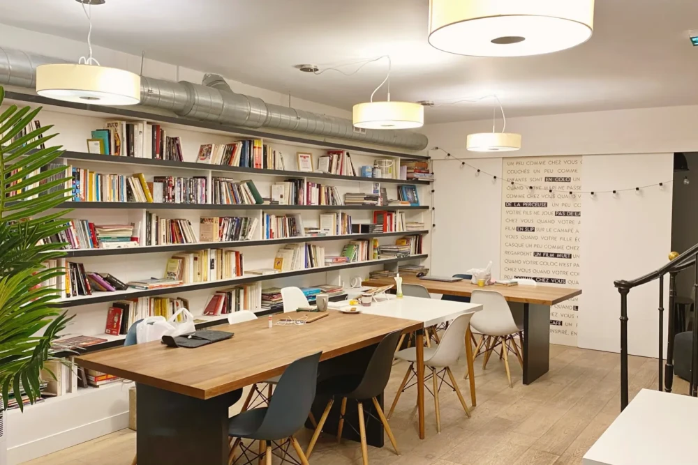 Bureau privé - 75004 - 20 postes - 7500€