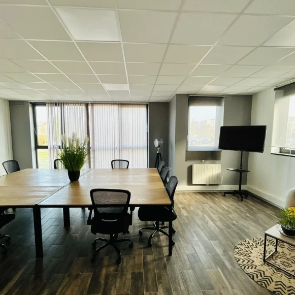 Bureau privé 80 m² 4 postes Coworking Place Edouard Branly Metz 57070 - photo 1