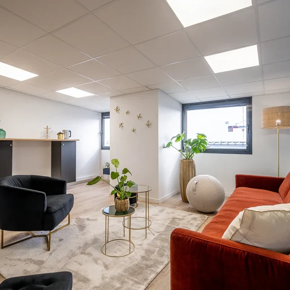 Bureau privé 29 m² 4 postes Location bureau Avenue André Diligent Roubaix 59100 - photo 8