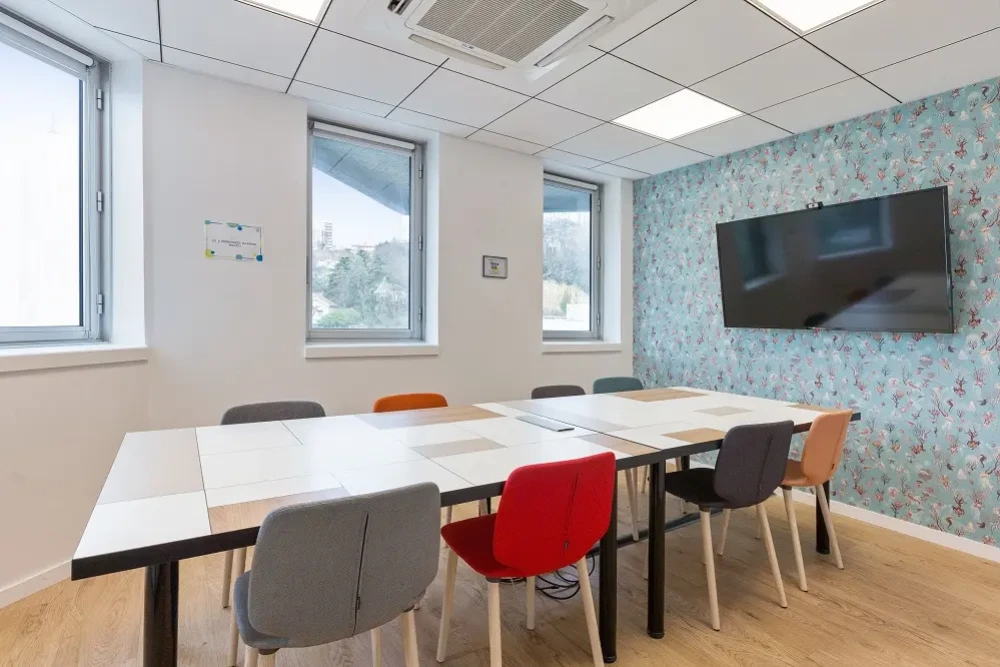 Bureau privé - 69005 - 2 postes - 750€