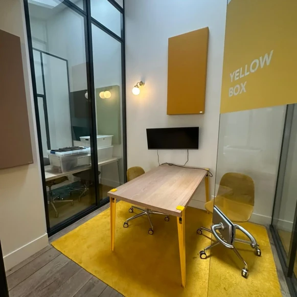 Espace indépendant 270 m² 40 postes Location bureau Rue Lucien Sampaix Paris 75010 - photo 3