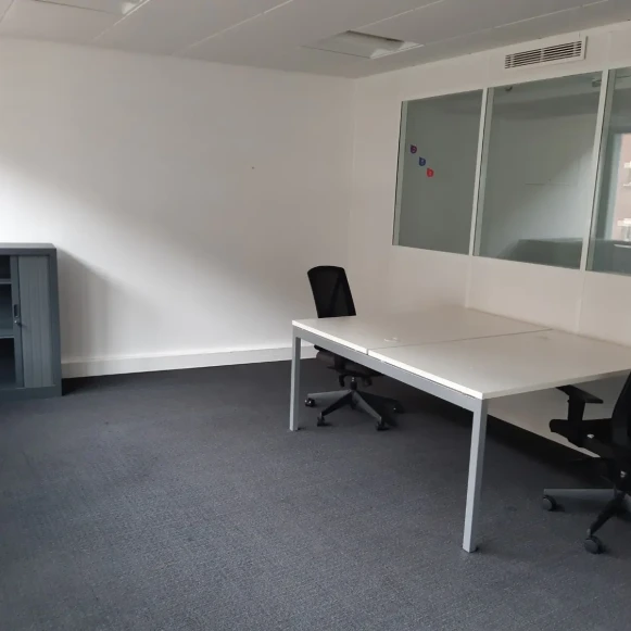 Espace indépendant 657 m² 50 postes Location bureau Rue de Bellevue Boulogne-Billancourt 92100 - photo 5