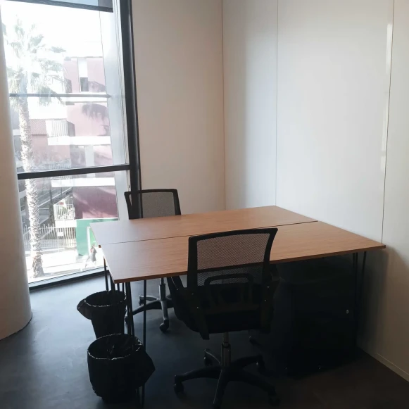 Bureau privé 11 m² 2 postes Location bureau Boulevard Saint-Assiscle Perpignan 66000 - photo 1
