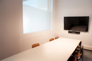 Espace indépendant - 75011 - 8 postes - 6000€