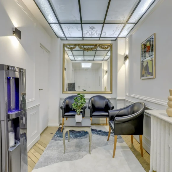 Bureau privé 180 m² 22 postes Location bureau Rue Théodule Ribot Paris 75017 - photo 4