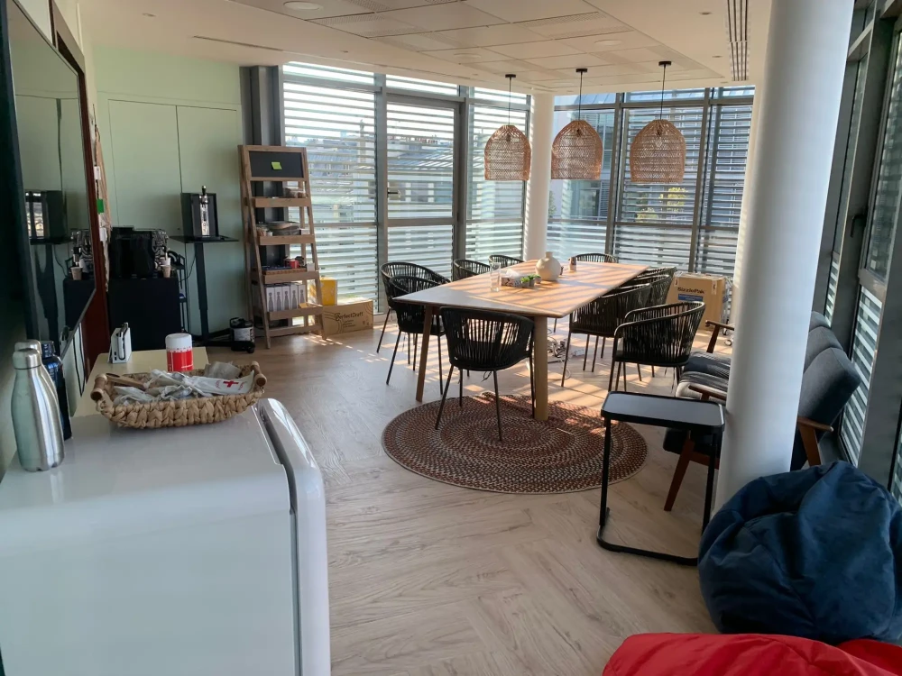 Bureau privé - 75009 - 54 postes - 42500€