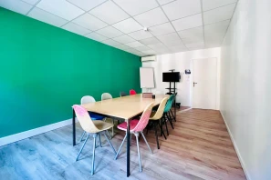 Bureau privé - 13001 - 7 postes - 2730€