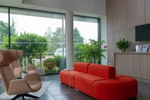 Bureau privé - 86360 - 4 postes - 702€