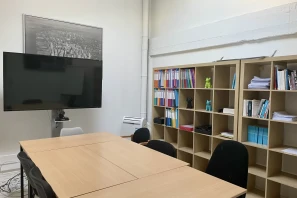 Bureau privé - 75006 - 4 postes - 1200€