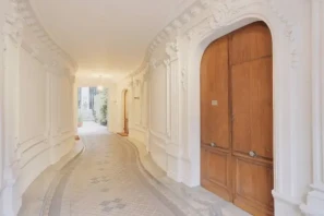 Bureau privé - 75008 - 10 postes - 3900€