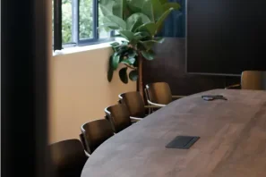 Open Space - 75016 - 8 postes - 600€