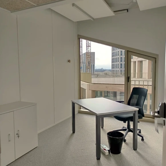 Bureau privé 8 m² 1 poste Location bureau Rue Philippe Jolly Bordeaux 33800 - photo 1