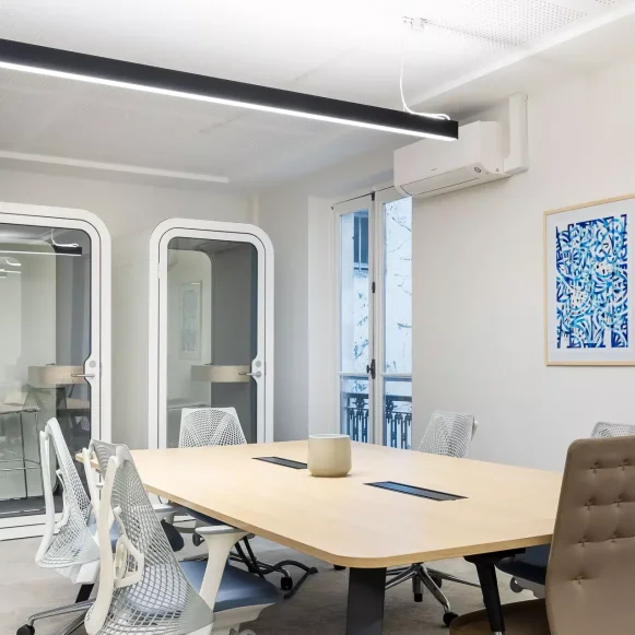 Espace indépendant 175 m² 26 postes Location bureau Rue d'Argenteuil Paris 75001 - photo 7