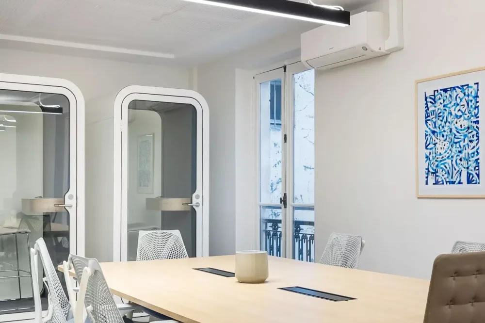 Espace indépendant - 75001 - 26 postes - 13500€