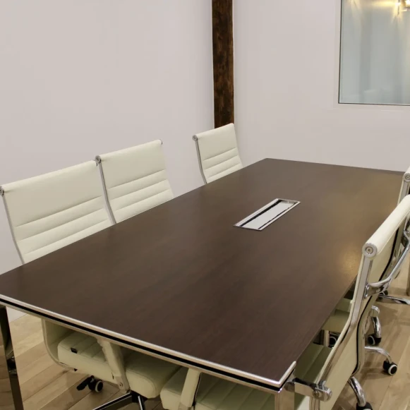 Bureau privé 30 m² 6 postes Coworking Rue Bichat Paris 75010 - photo 4