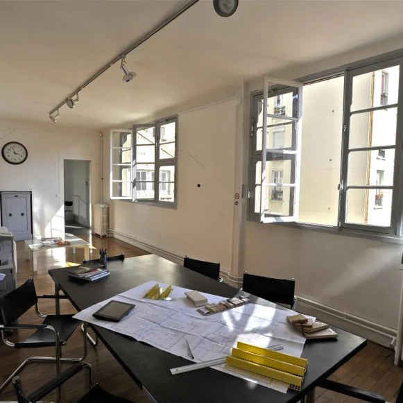 Bureau privé 8 m² 3 postes Coworking Rue de la Folie-Regnault Paris 75011 - photo 4