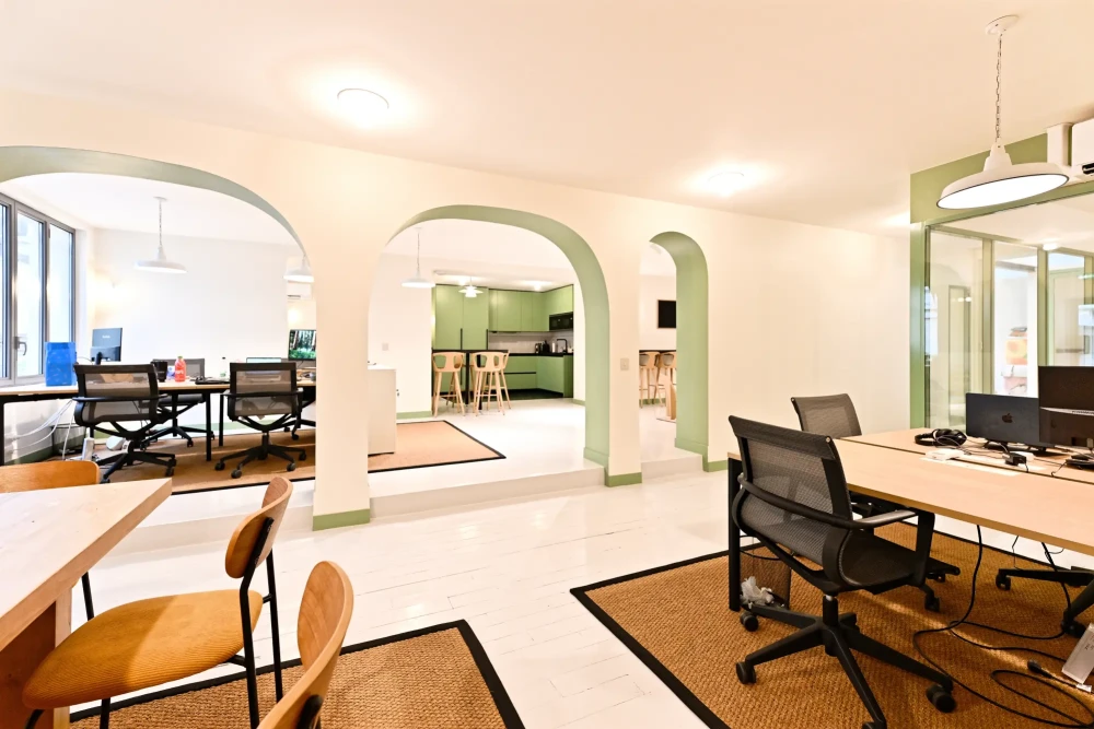 Espace indépendant - 75010 - 24 postes - 13200€