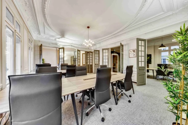 Espace indépendant - 75009 - 30 postes - 16900€