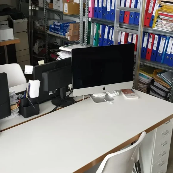 Open Space  6 postes Location bureau Rue du Faubourg Saint-Antoine Paris 75011 - photo 1