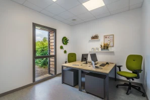 Bureau privé - 21370 - 2 postes - 500€