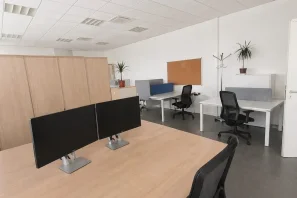 Bureau privé - 78180 - 26 postes - 3400€